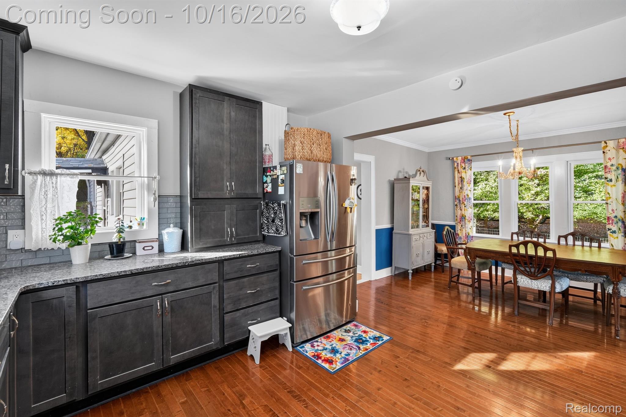 208 E South Holly Road
