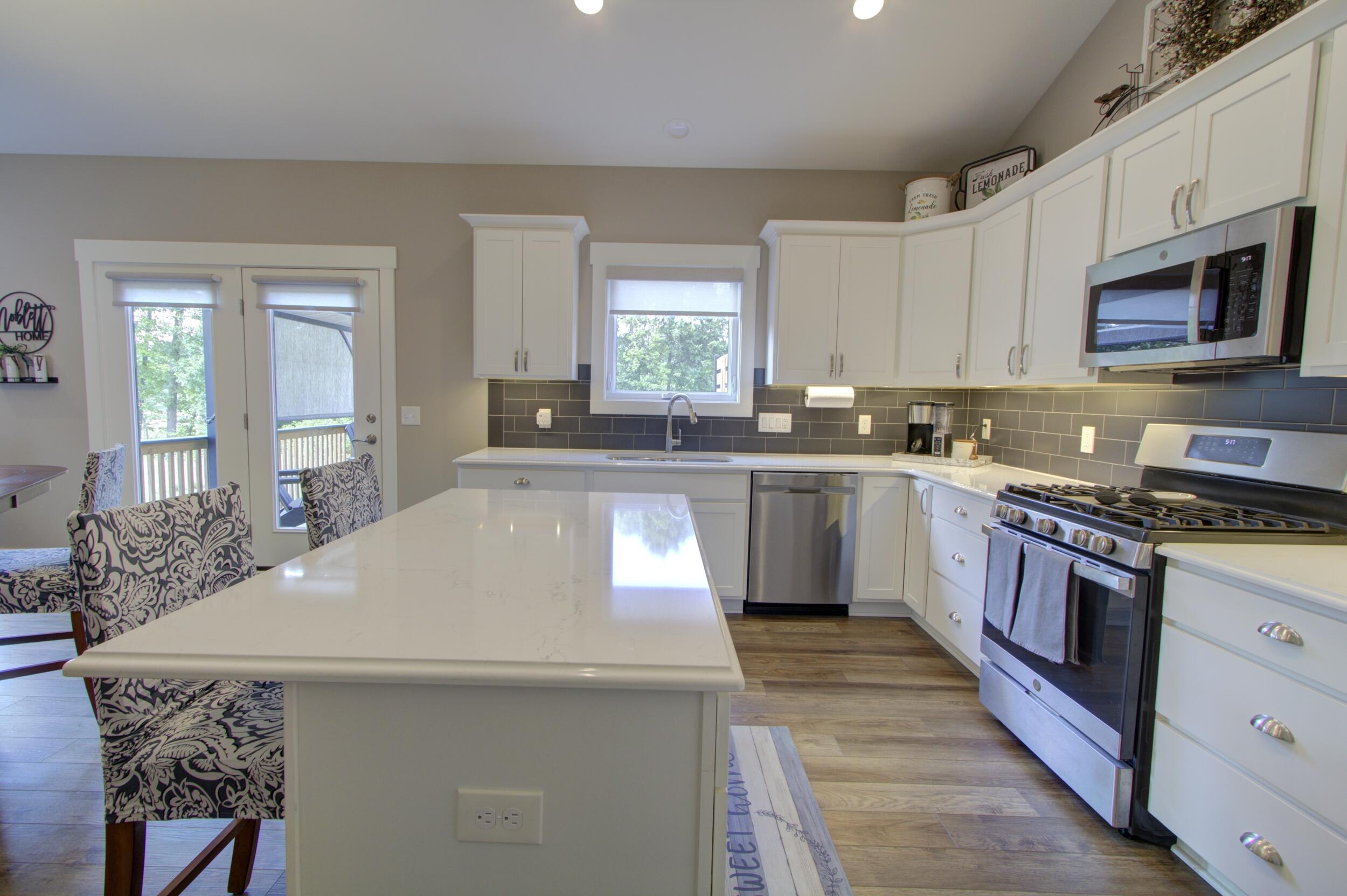 4821 Honeycrisp Drive NE