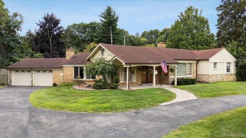 26235 Ross Drive Redford Charter Township MI 48239