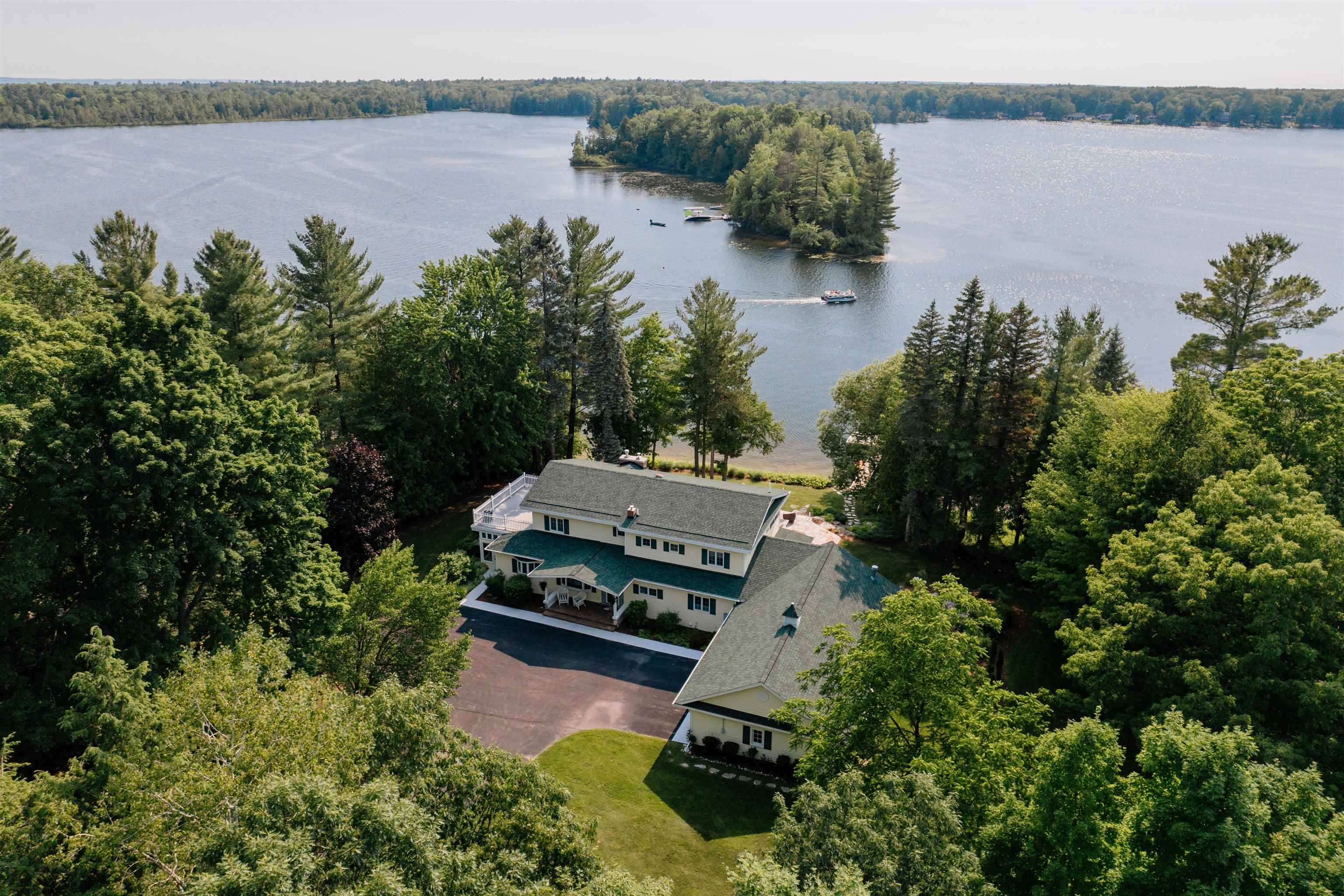477 Bradfield Lane
