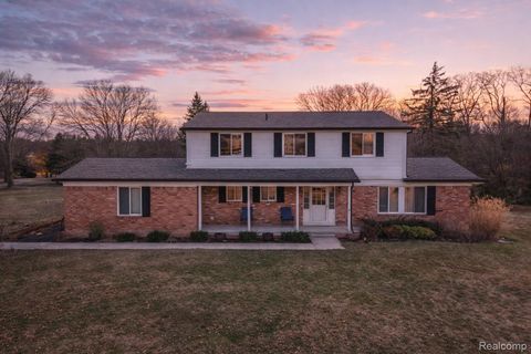 38005 SOUTHFARM Lane Northville City MI 48167