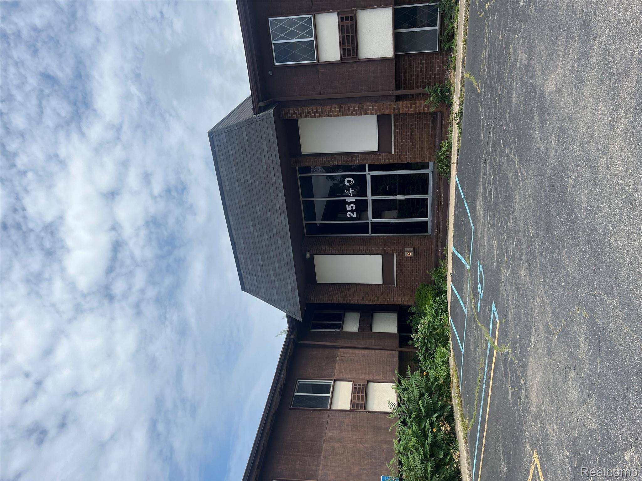 25140 Lahser Road C113