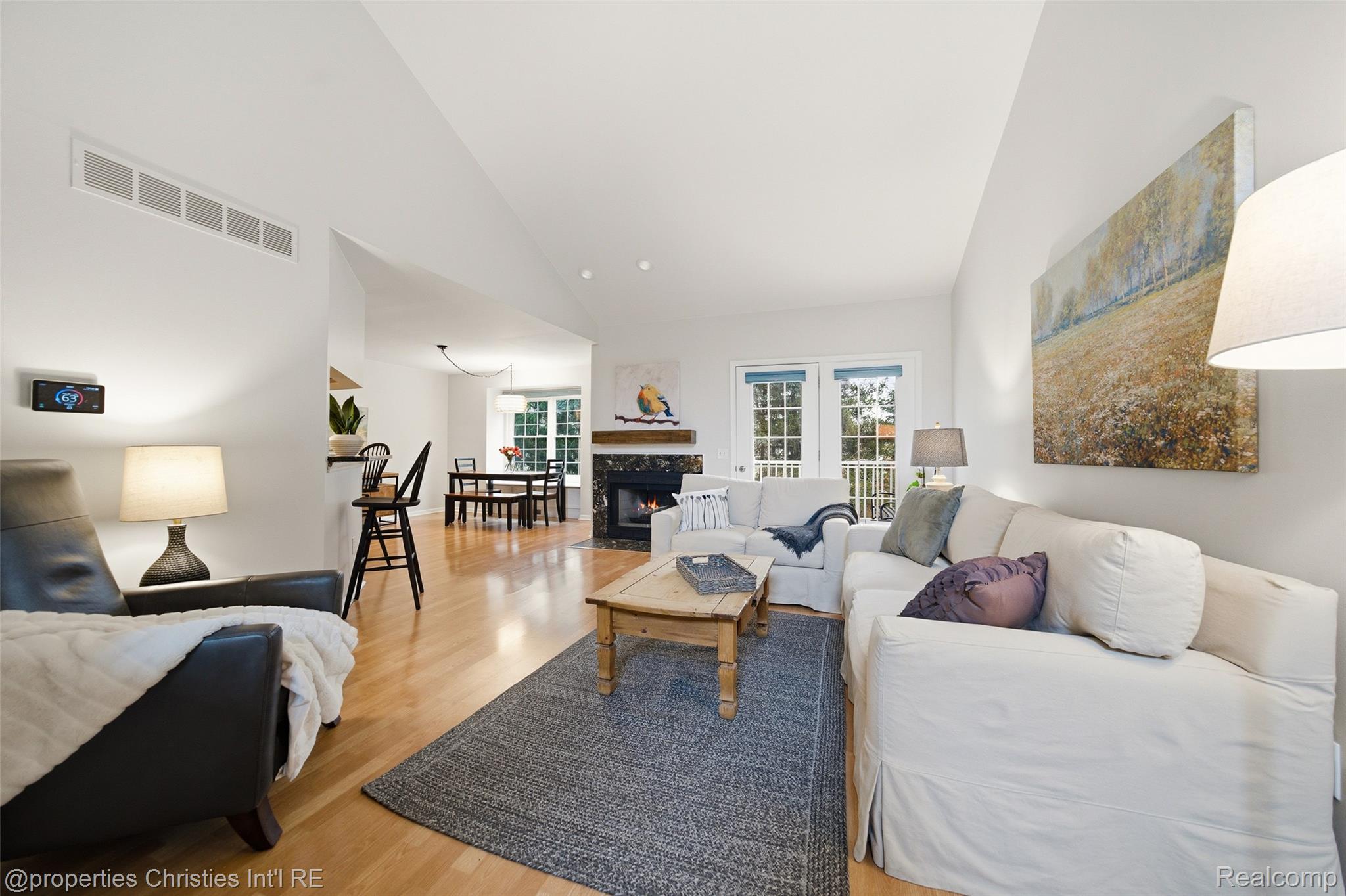 1144 Fairways Boulevard