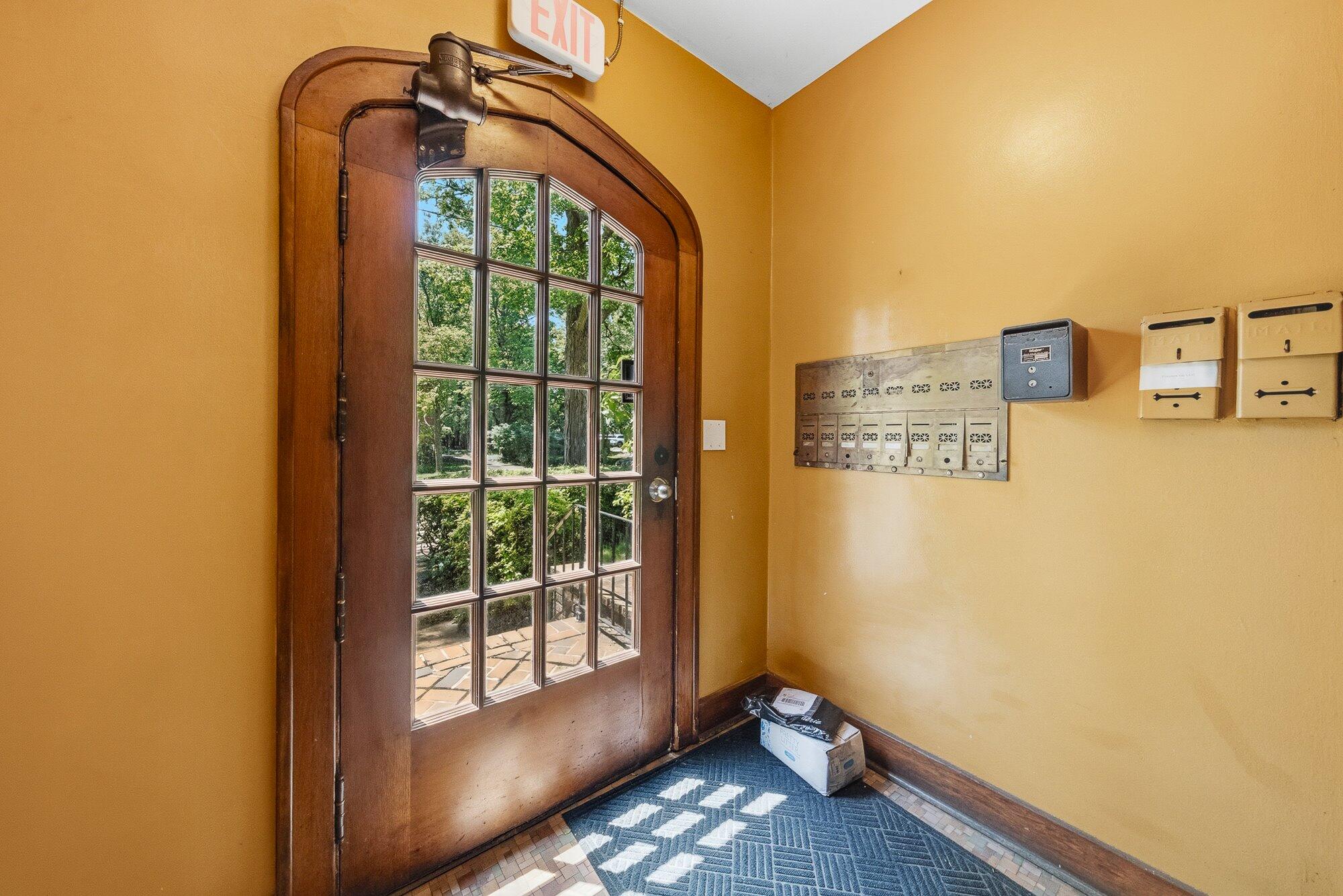 800 W South Street