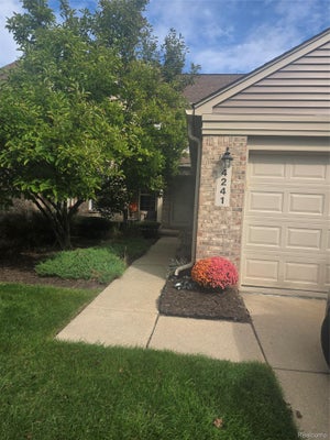 4241 HUNTERS CIR W, CANTON, MI 48188 - Image 68a76a043fb173a040d3d441dca7ef05/194452607
