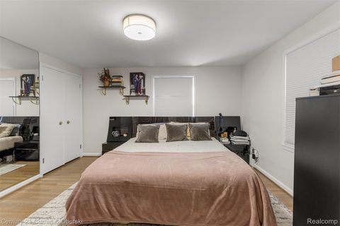 Tiny photo for 431 S SILVERY Lane, Dearborn City, MI 48124 (MLS # 20261021674)