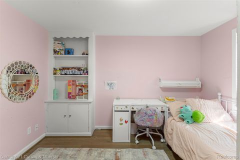 Tiny photo for 431 S SILVERY Lane, Dearborn City, MI 48124 (MLS # 20261021674)