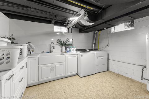 Tiny photo for 431 S SILVERY Lane, Dearborn City, MI 48124 (MLS # 20261021674)