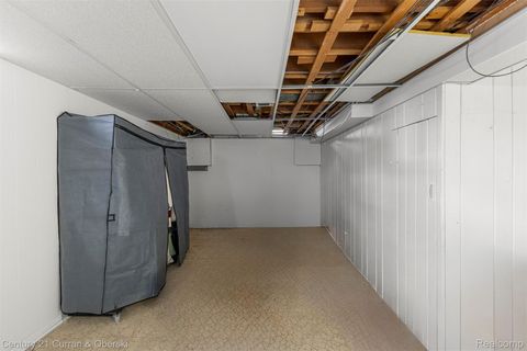 Tiny photo for 431 S SILVERY Lane, Dearborn City, MI 48124 (MLS # 20261021674)