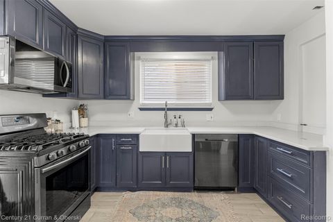 Tiny photo for 431 S SILVERY Lane, Dearborn City, MI 48124 (MLS # 20261021674)