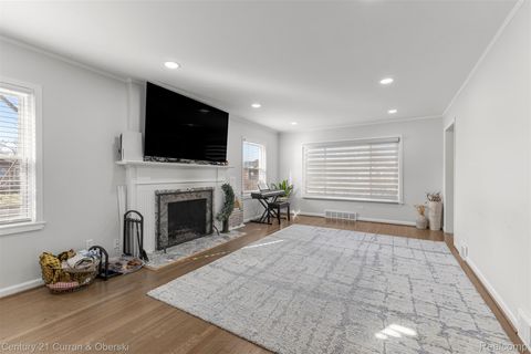 Tiny photo for 431 S SILVERY Lane, Dearborn City, MI 48124 (MLS # 20261021674)