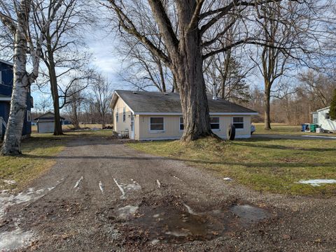 804 Sherman Lane Cassopolis Village MI 49031