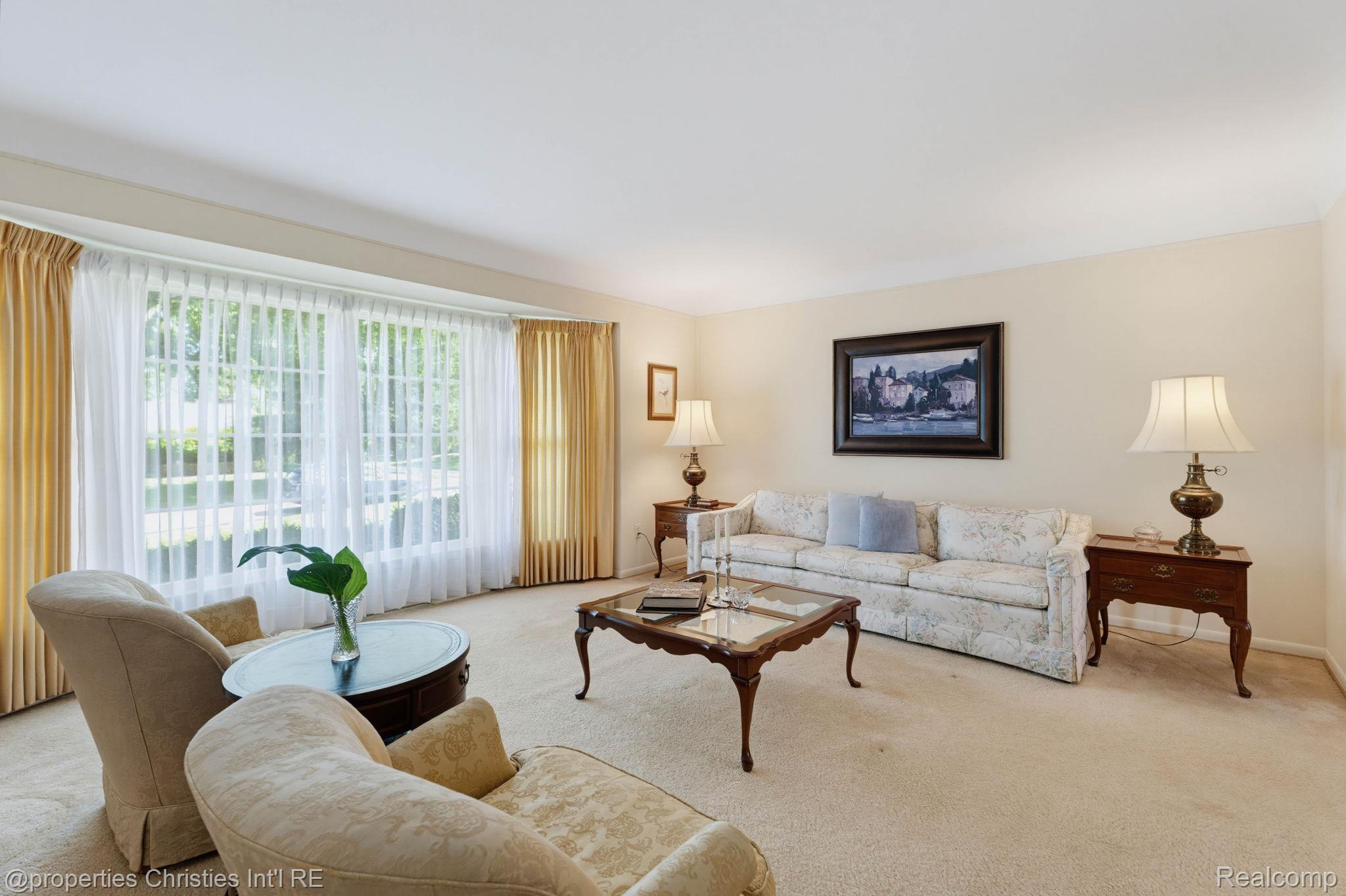 5600 Woodwind Drive