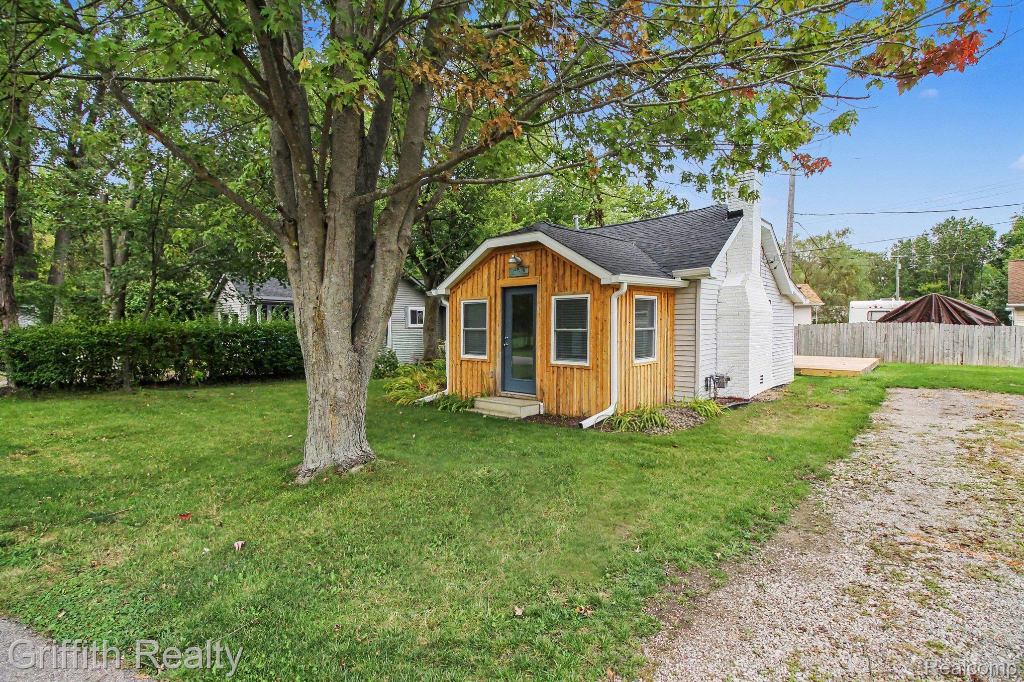 1382 Elmhurst Drive