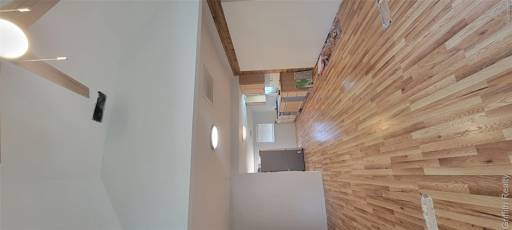 1382 Elmhurst Drive