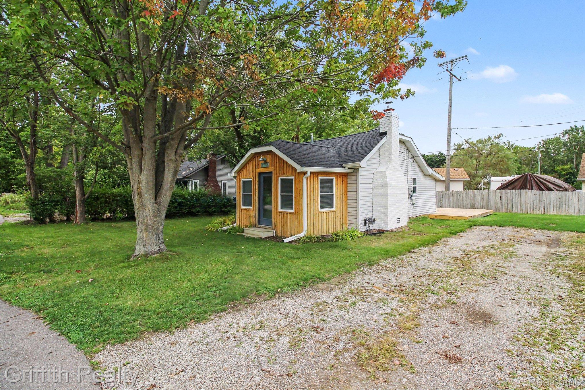 1382 Elmhurst Drive