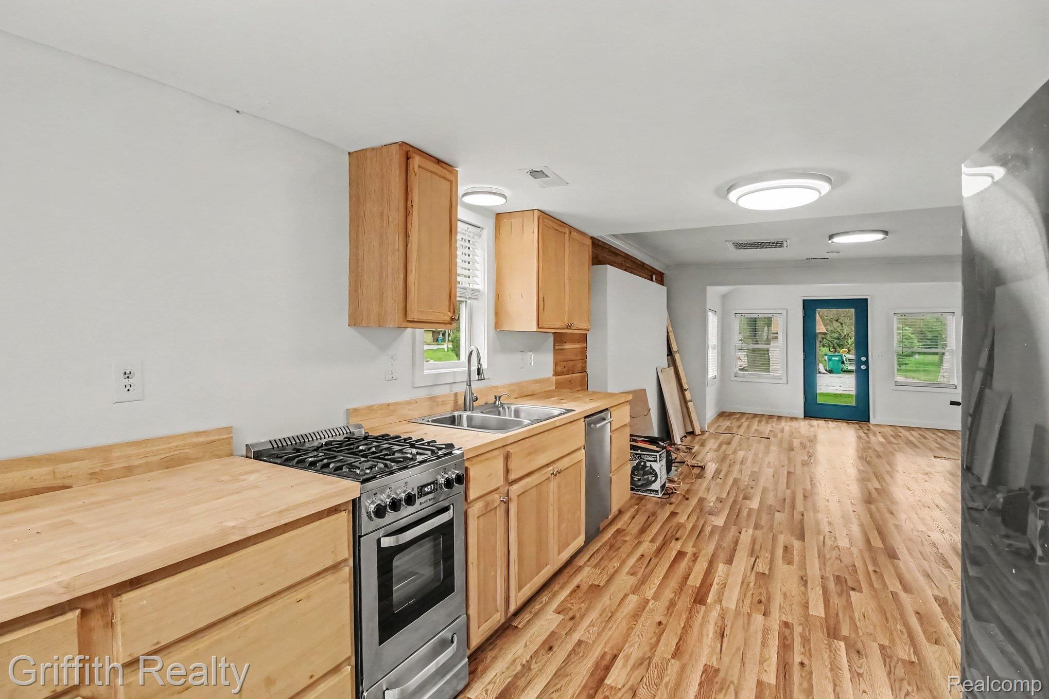 1382 Elmhurst Drive
