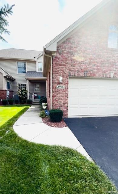 8095 Woodstone Court