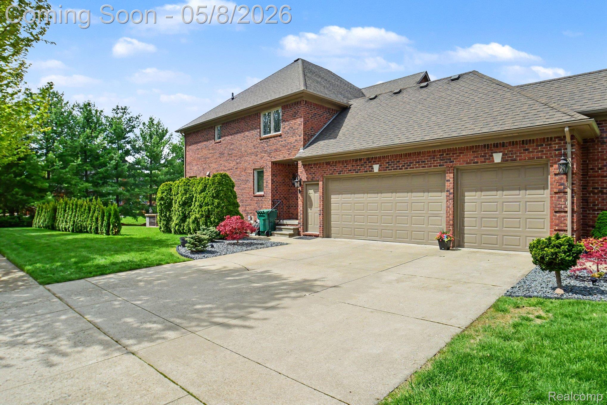 6086 Admiral Court