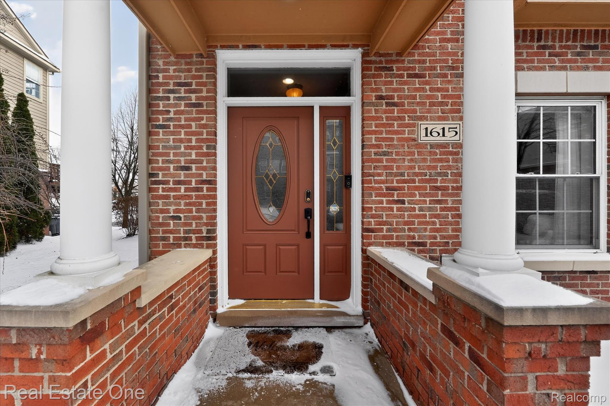 1615 Town Commons Drive