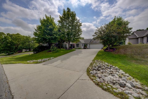 Tiny photo for 4445 Silver Valley Lane, Garfield Charter Township, MI 49684 (MLS # 78080073024)