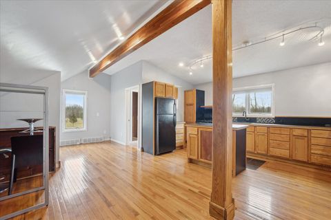 listing image 41