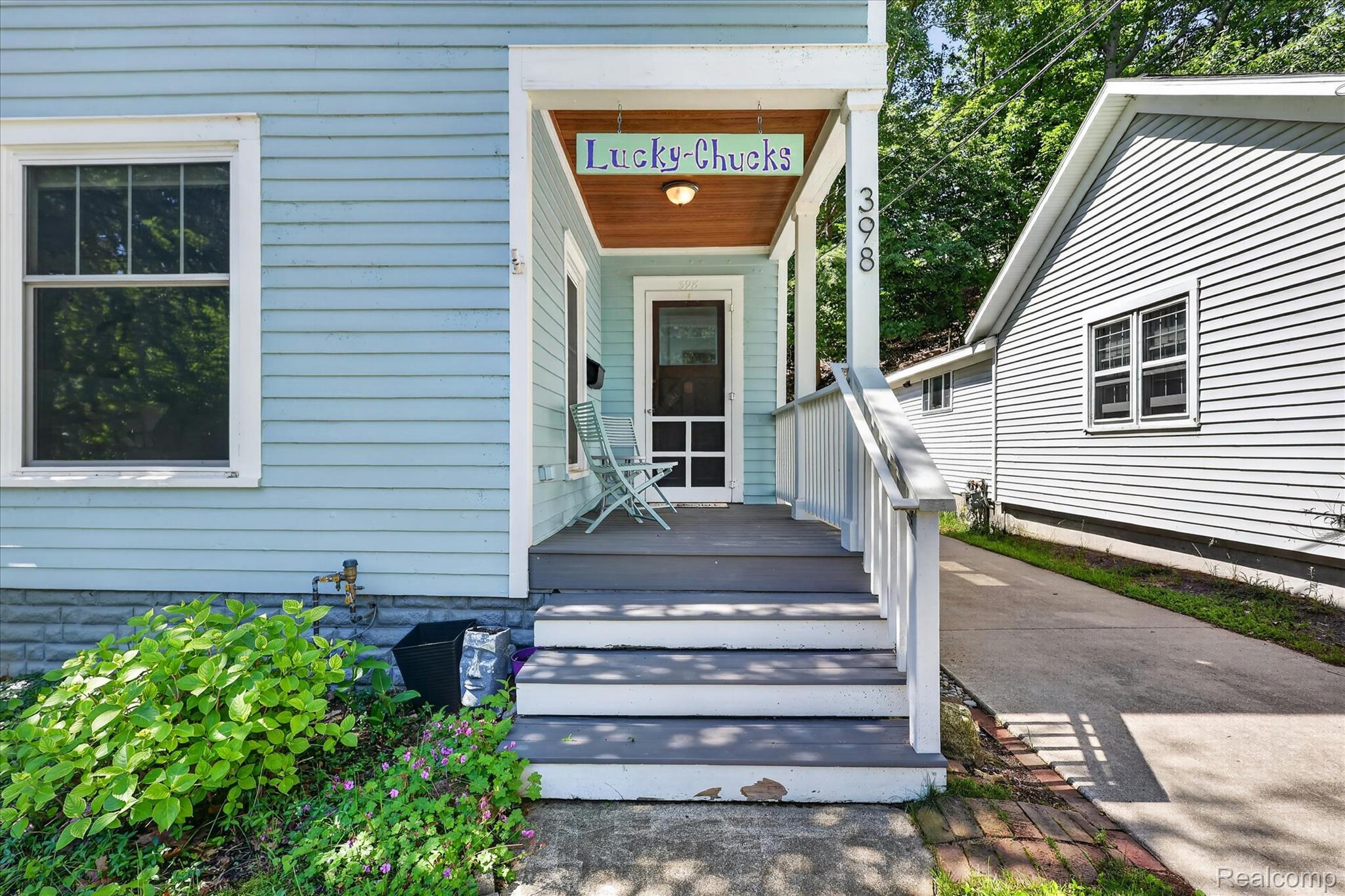 398 Howard Avenue