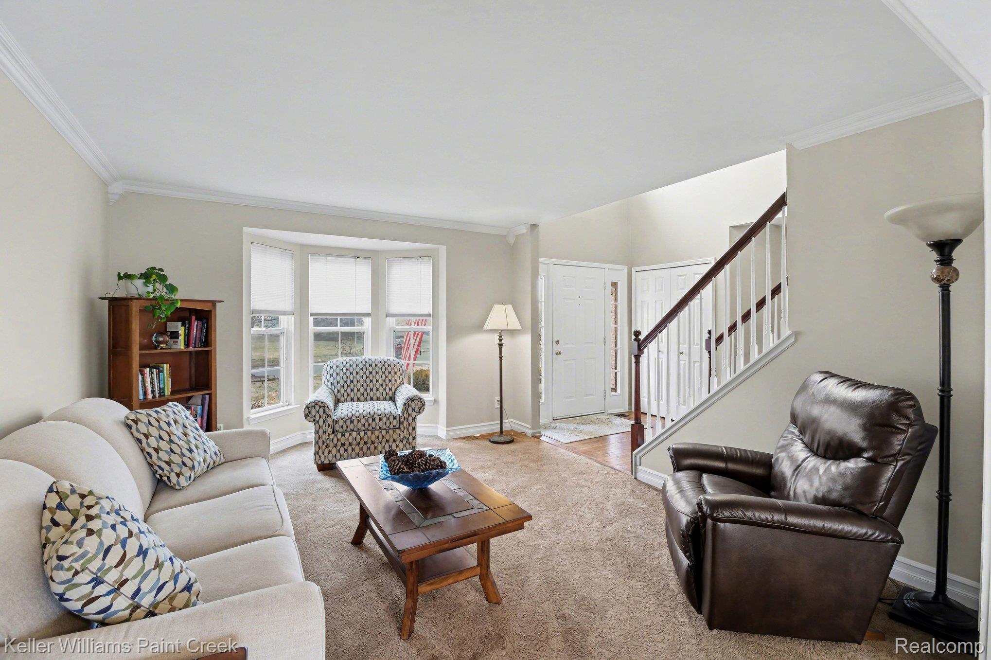 6425 Golf View Drive