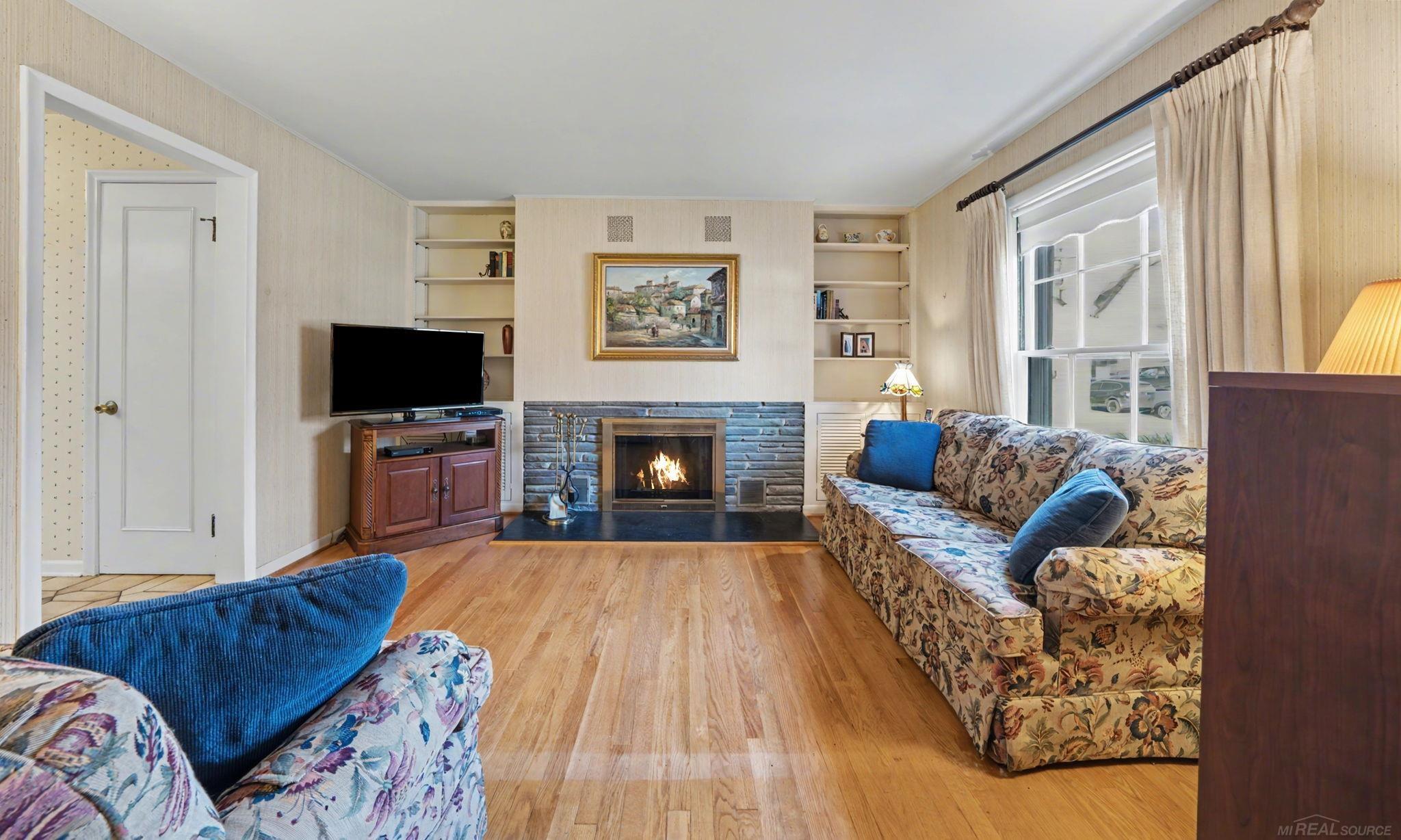 773 Hollywood Avenue