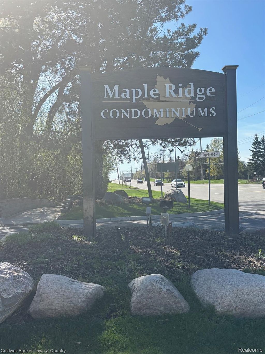 Photo of 6689 Ridgefield Circle #201, West Bloomfield Charter Township, MI 48322 (MLS # 20261027539)