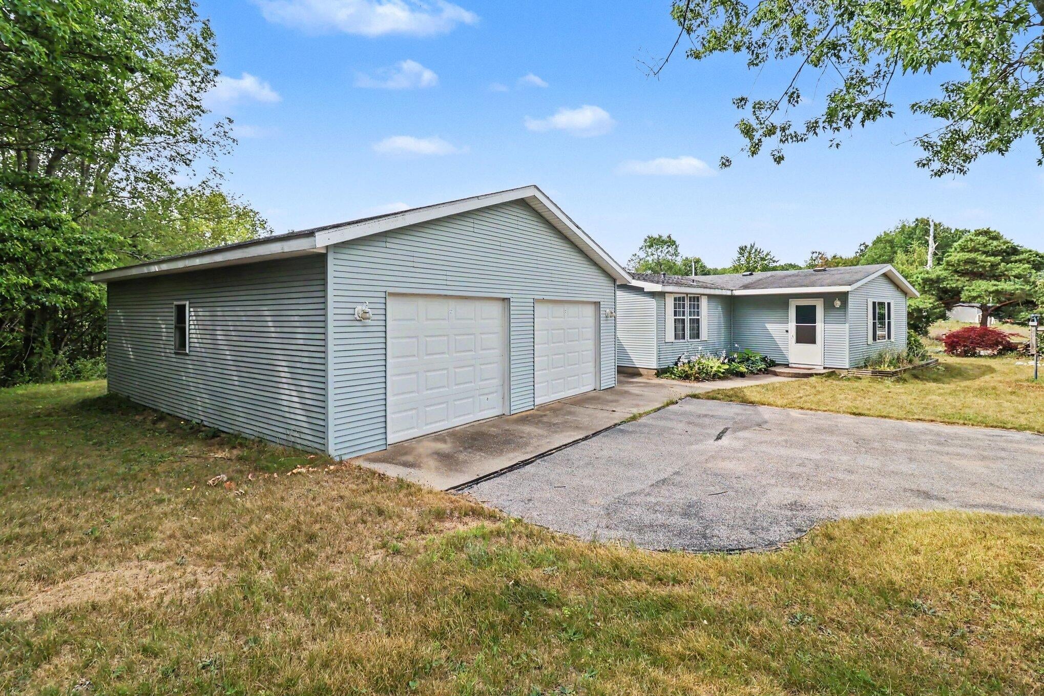 6809 W Deer Road
