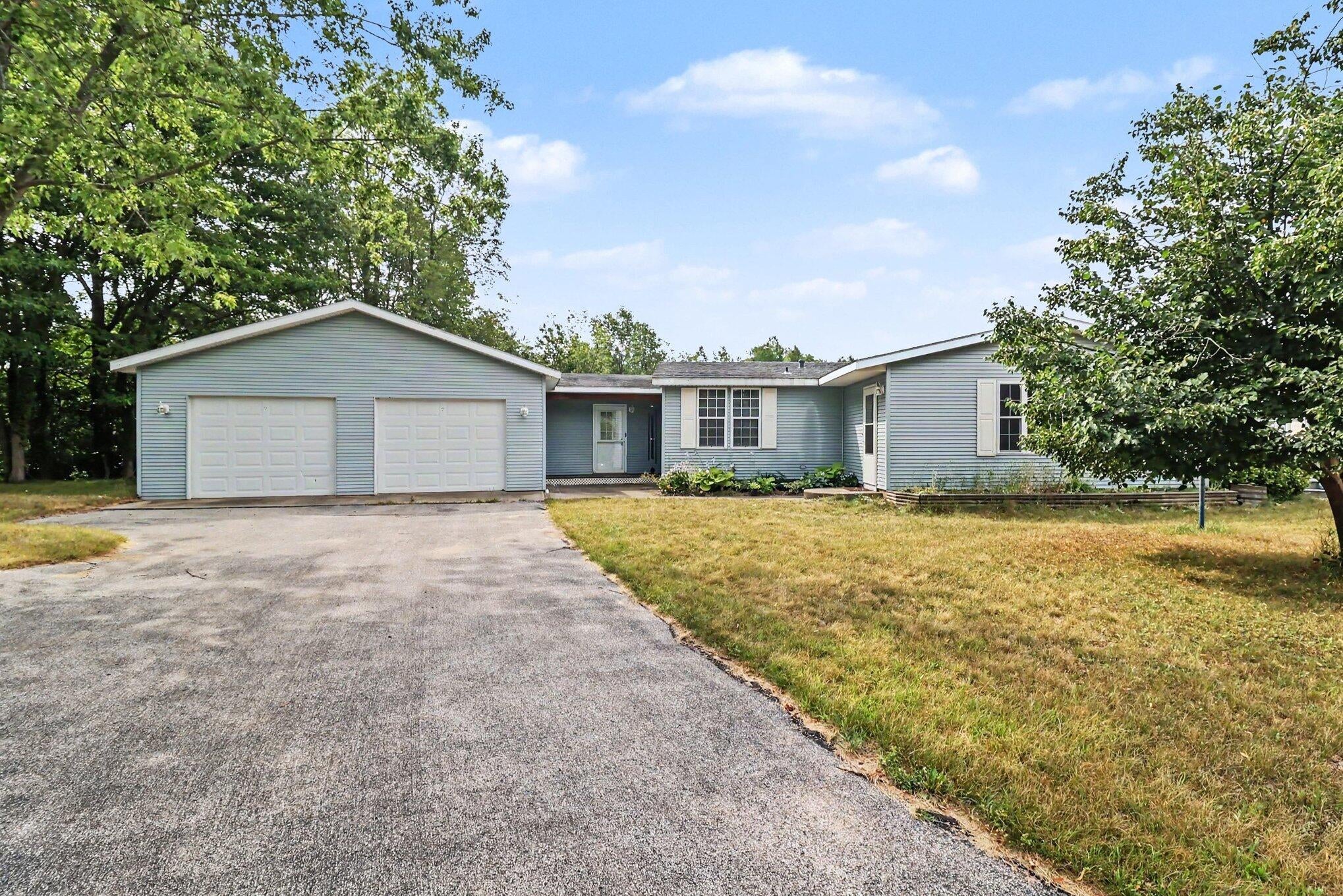 6809 W Deer Road