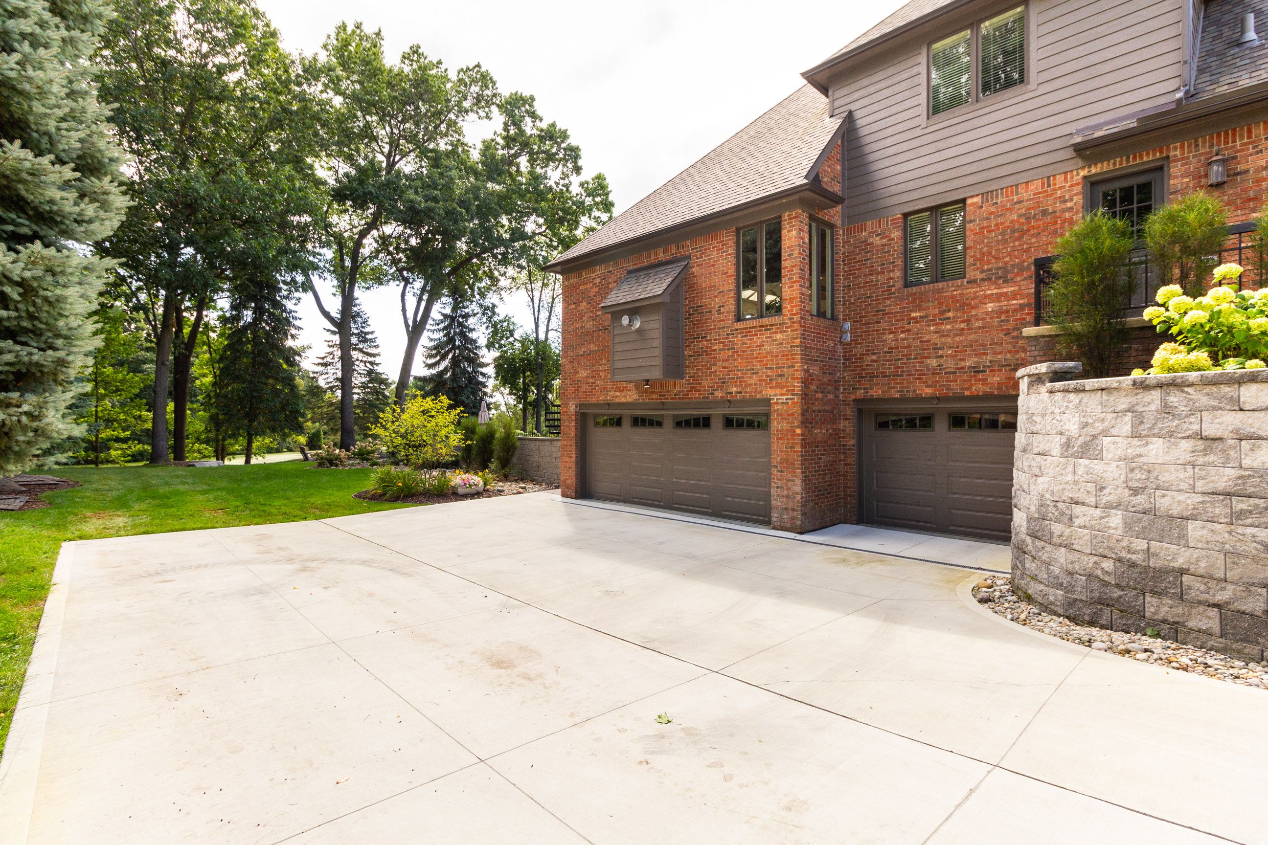 63100 INDIAN HILLS Drive