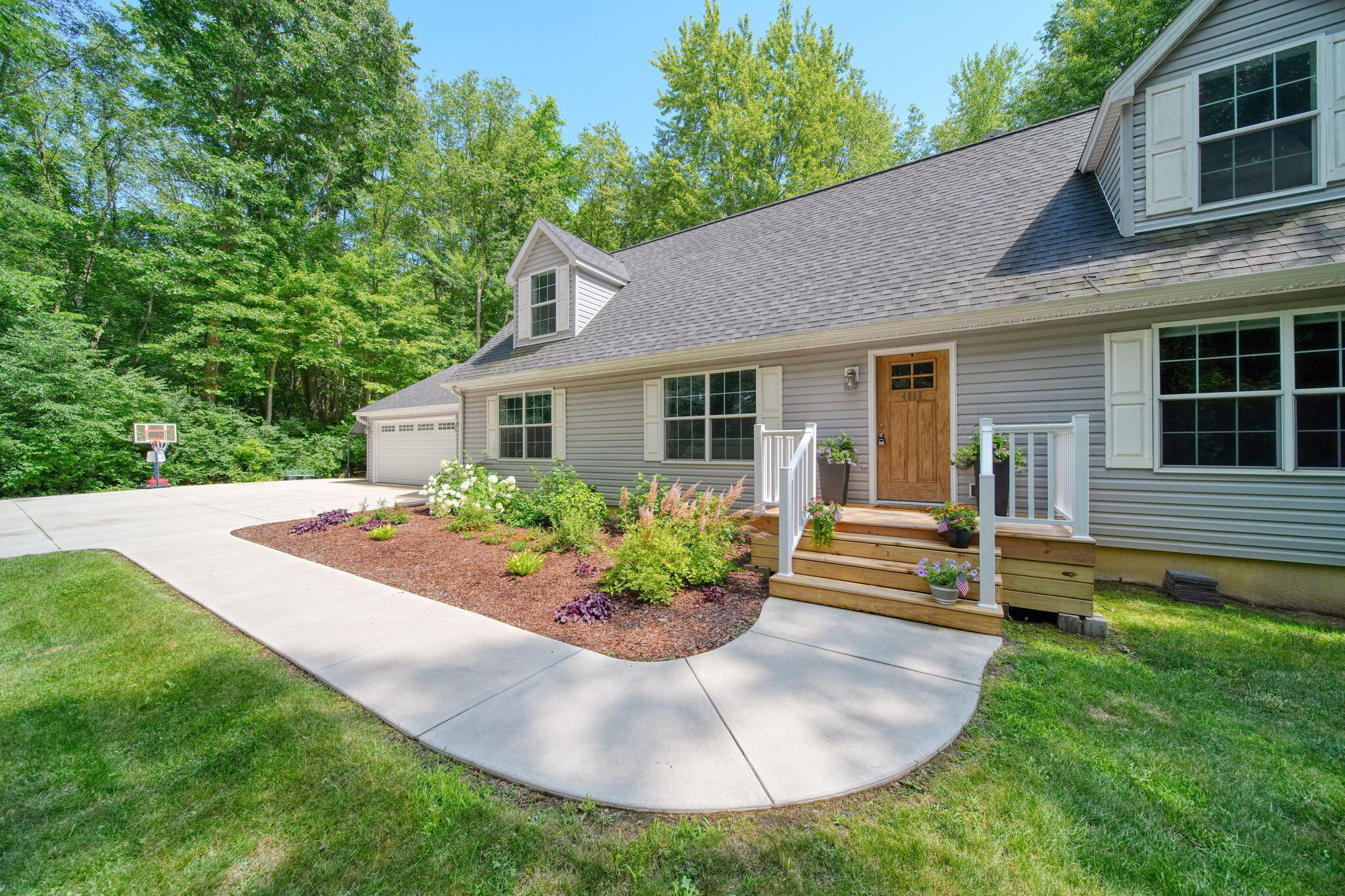 4909 Slayton Road