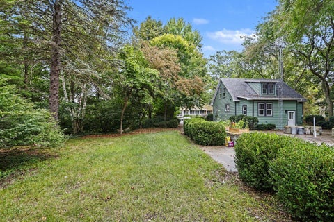Tiny photo for 308 S Barker Street, New Buffalo City, MI 49117 (MLS # 69026054553)