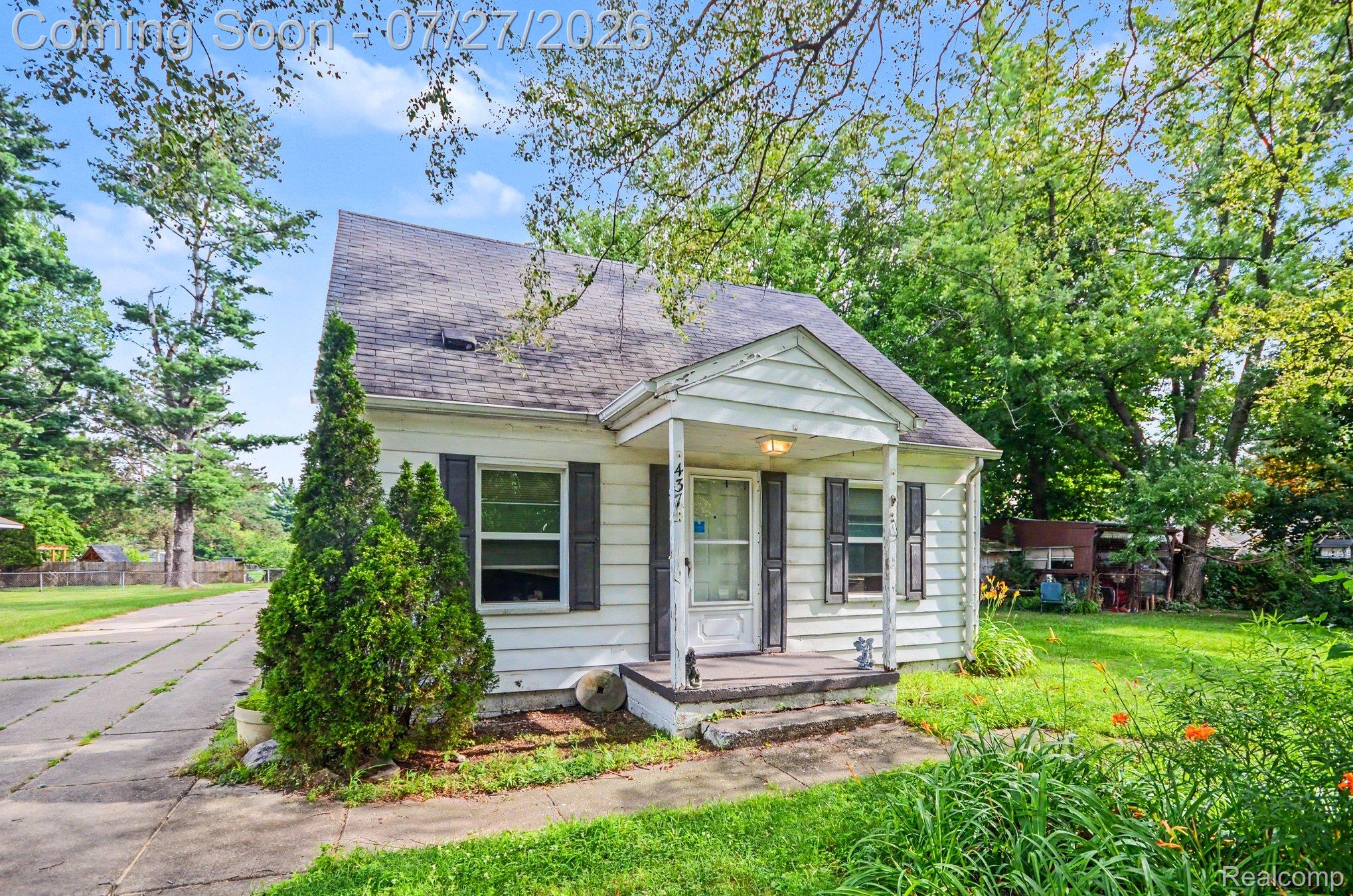437 Hartland Drive