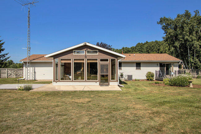 Portage City, Michigan 49024, United States, 4 Bedrooms Bedrooms, ,2 BathroomsBathrooms,Residential,Active,169269