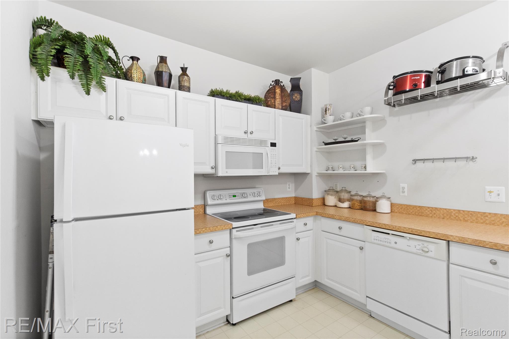 25476 Saint James