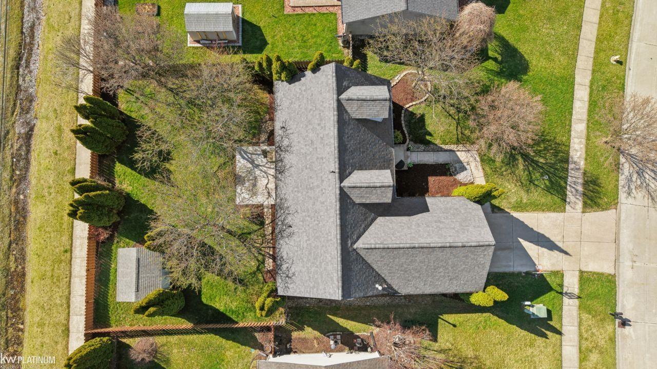 45880 Brookside North Drive