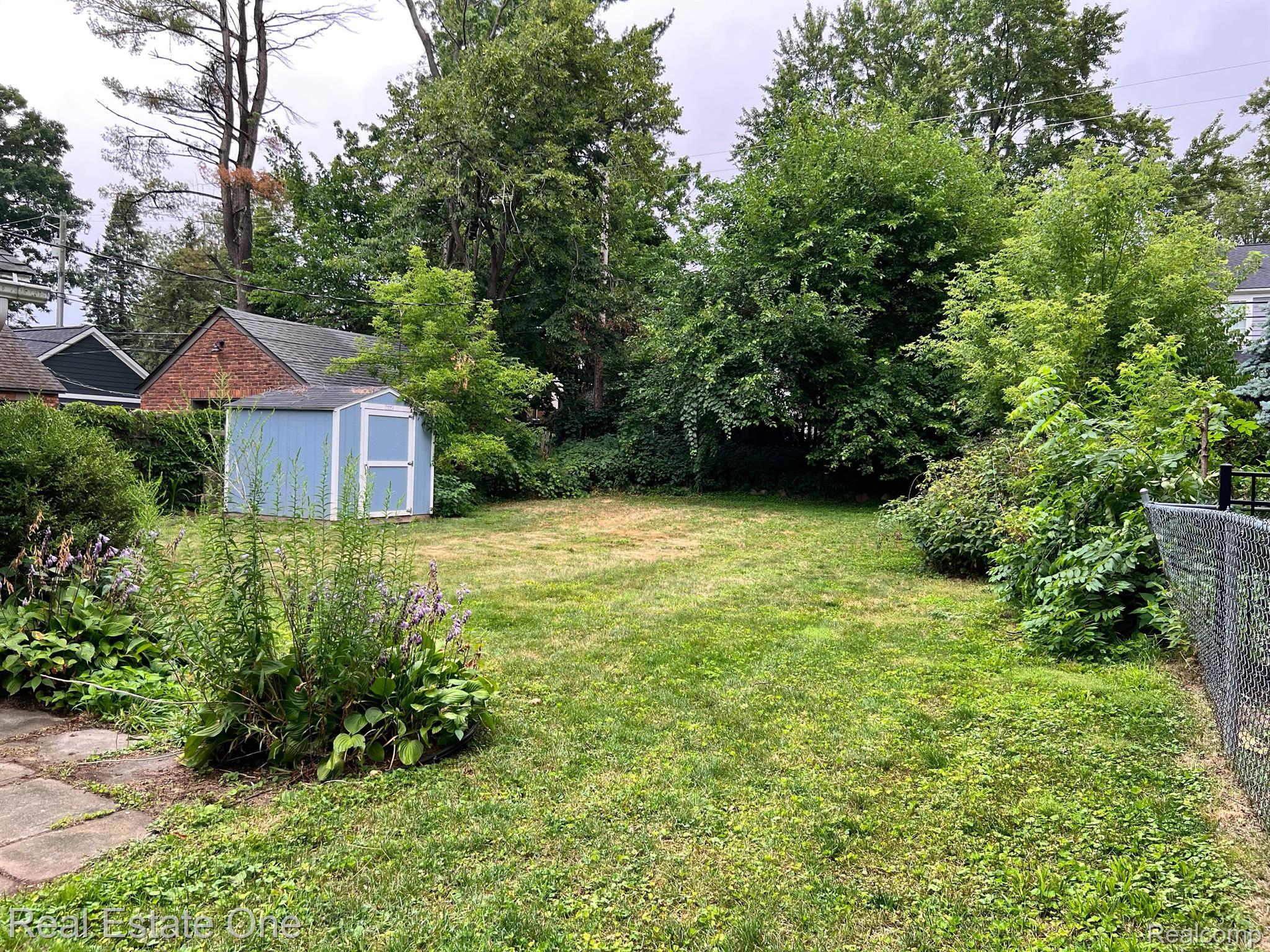 313 TERRY Avenue