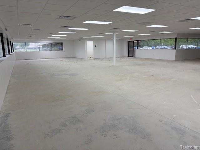 2222 S Linden Road 1