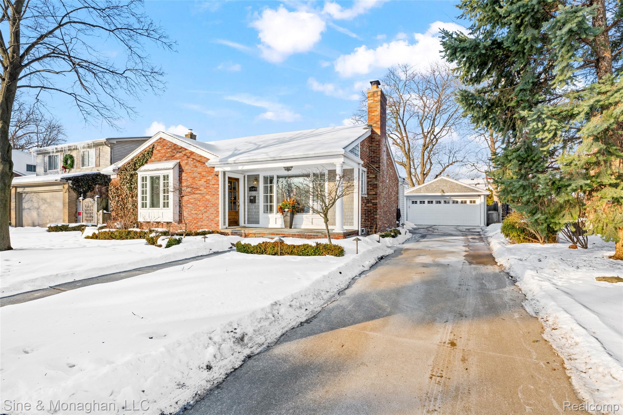 1509 Sunset Boulevard