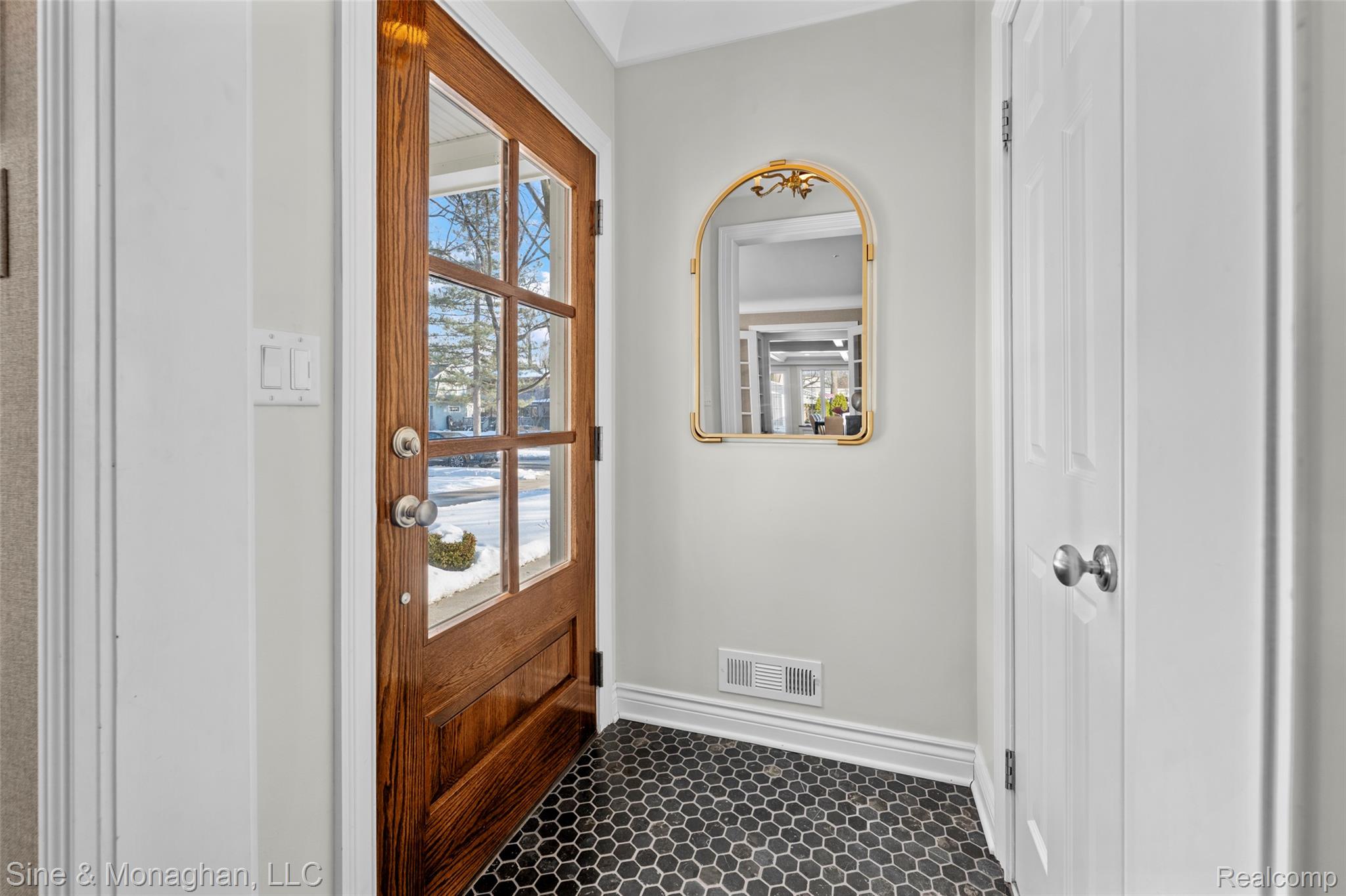 1509 Sunset Boulevard