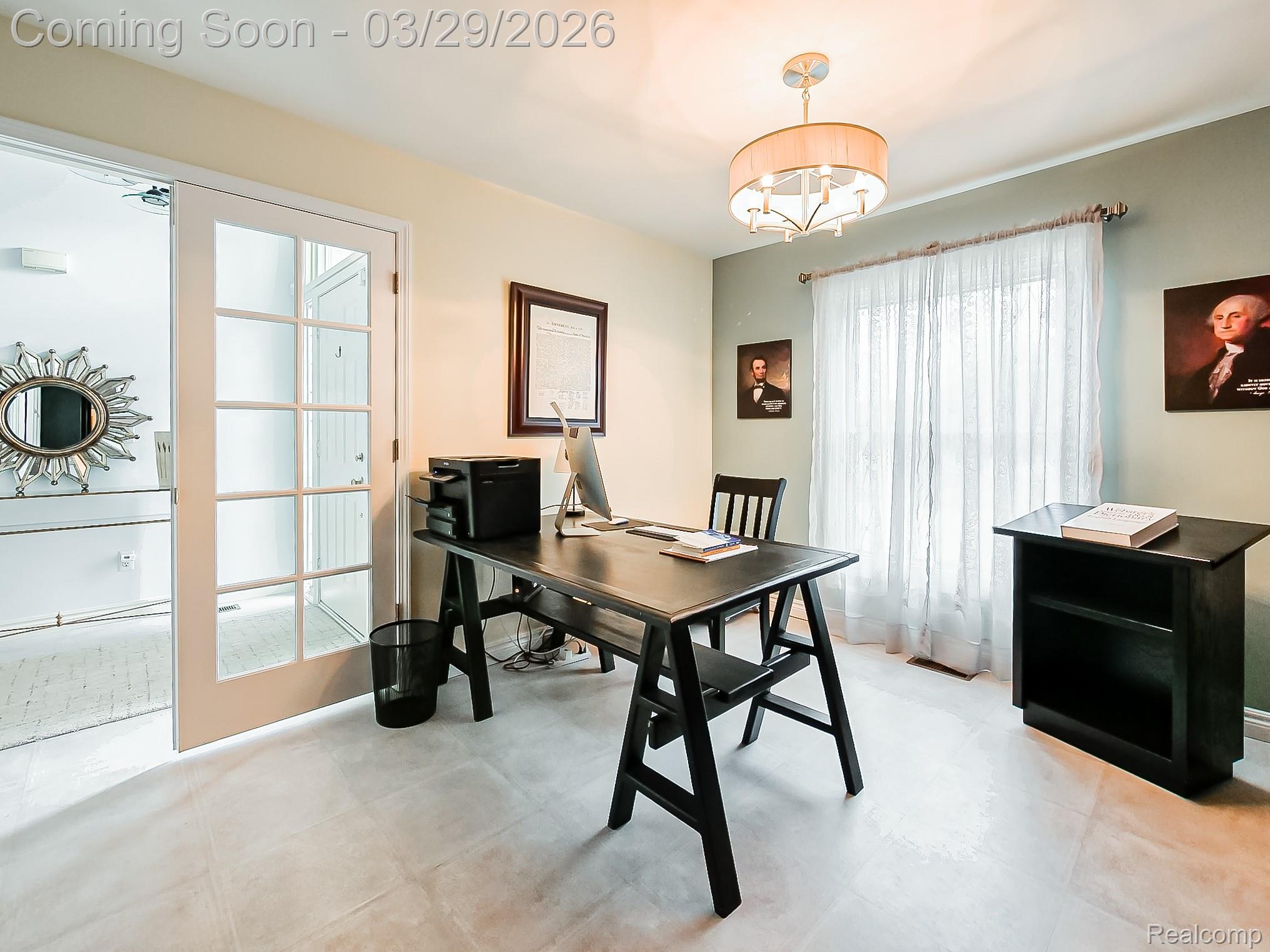 1704 Wethersfield Court