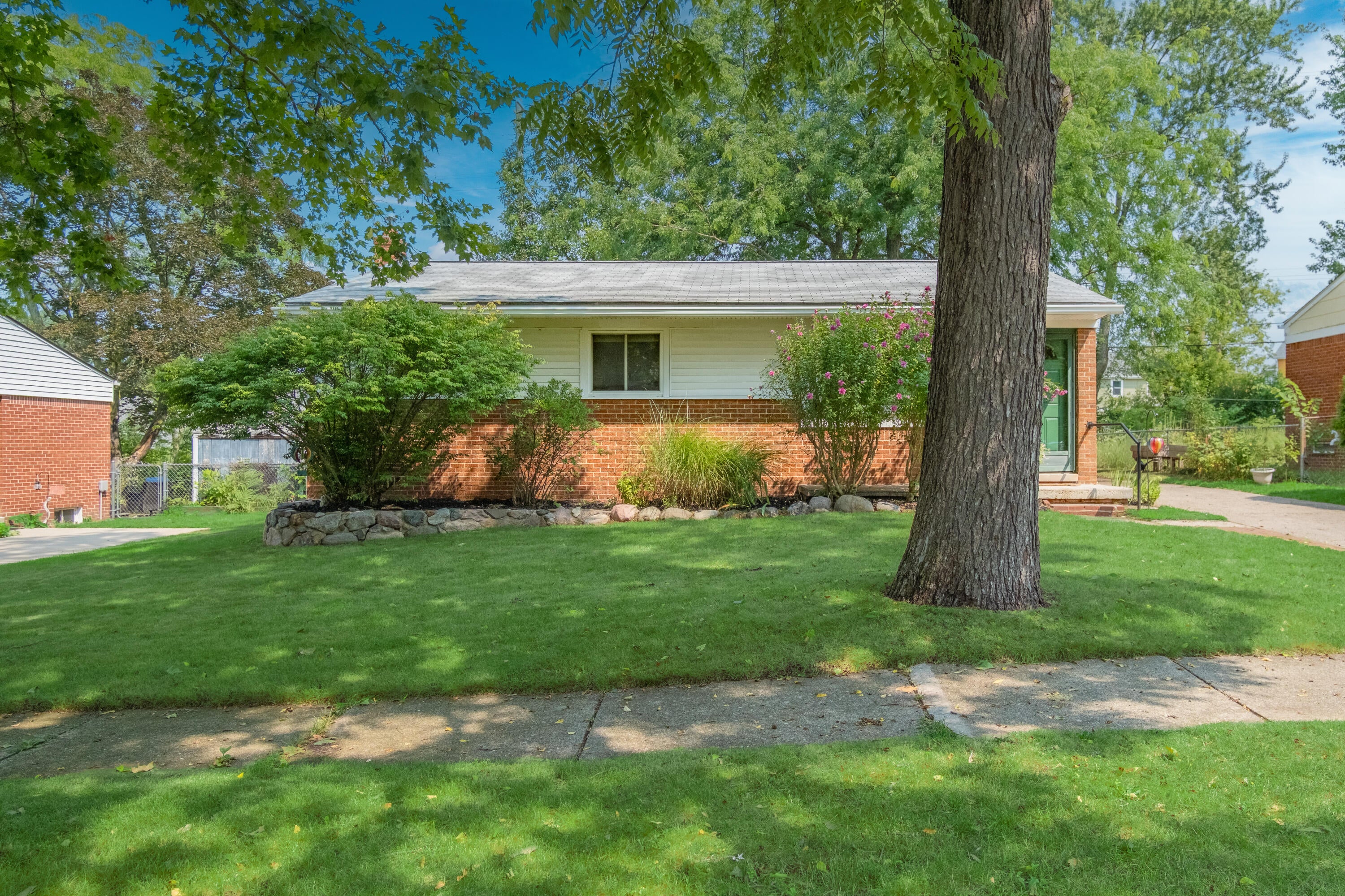 459 Skydale Drive