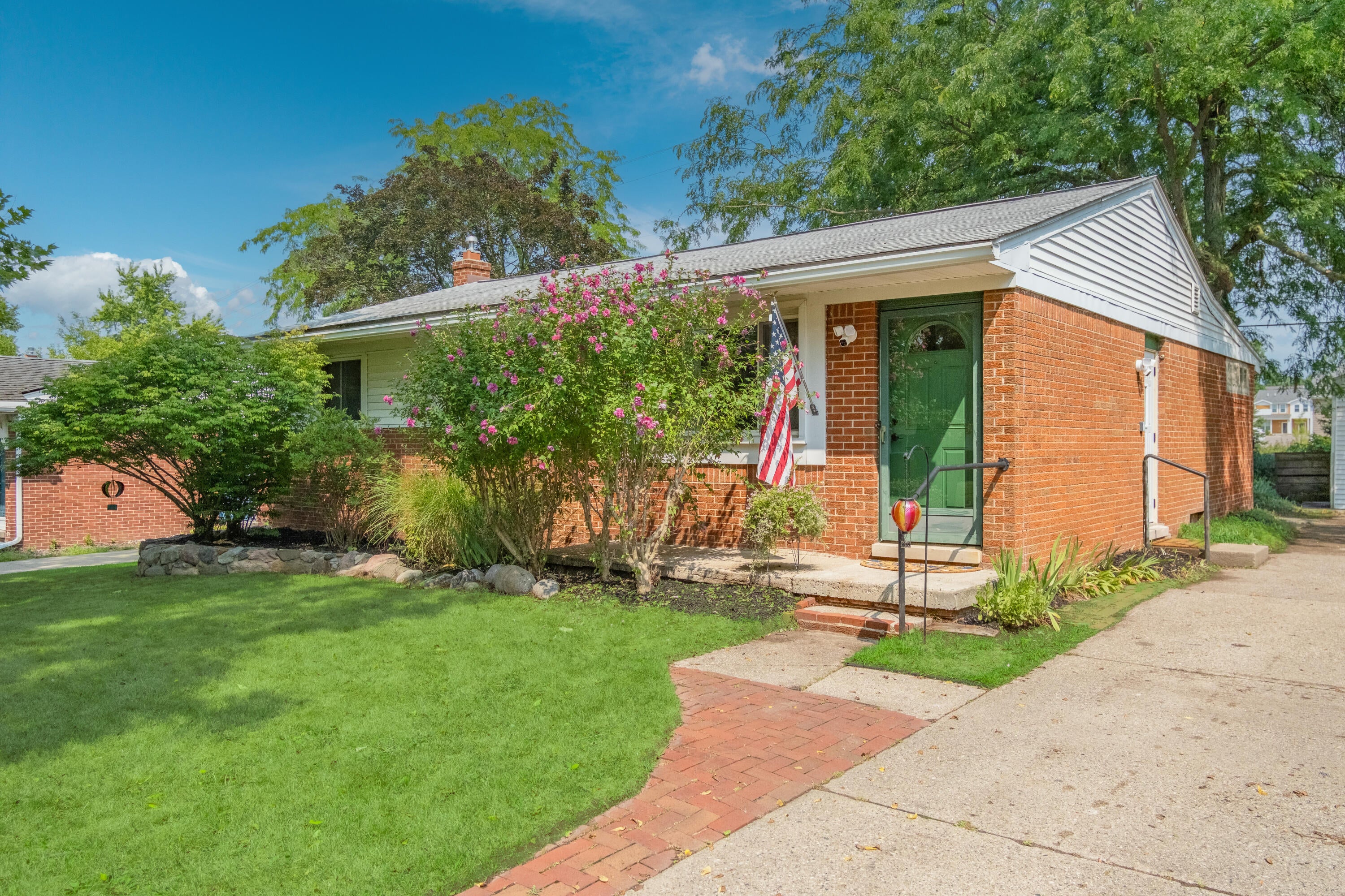 459 Skydale Drive