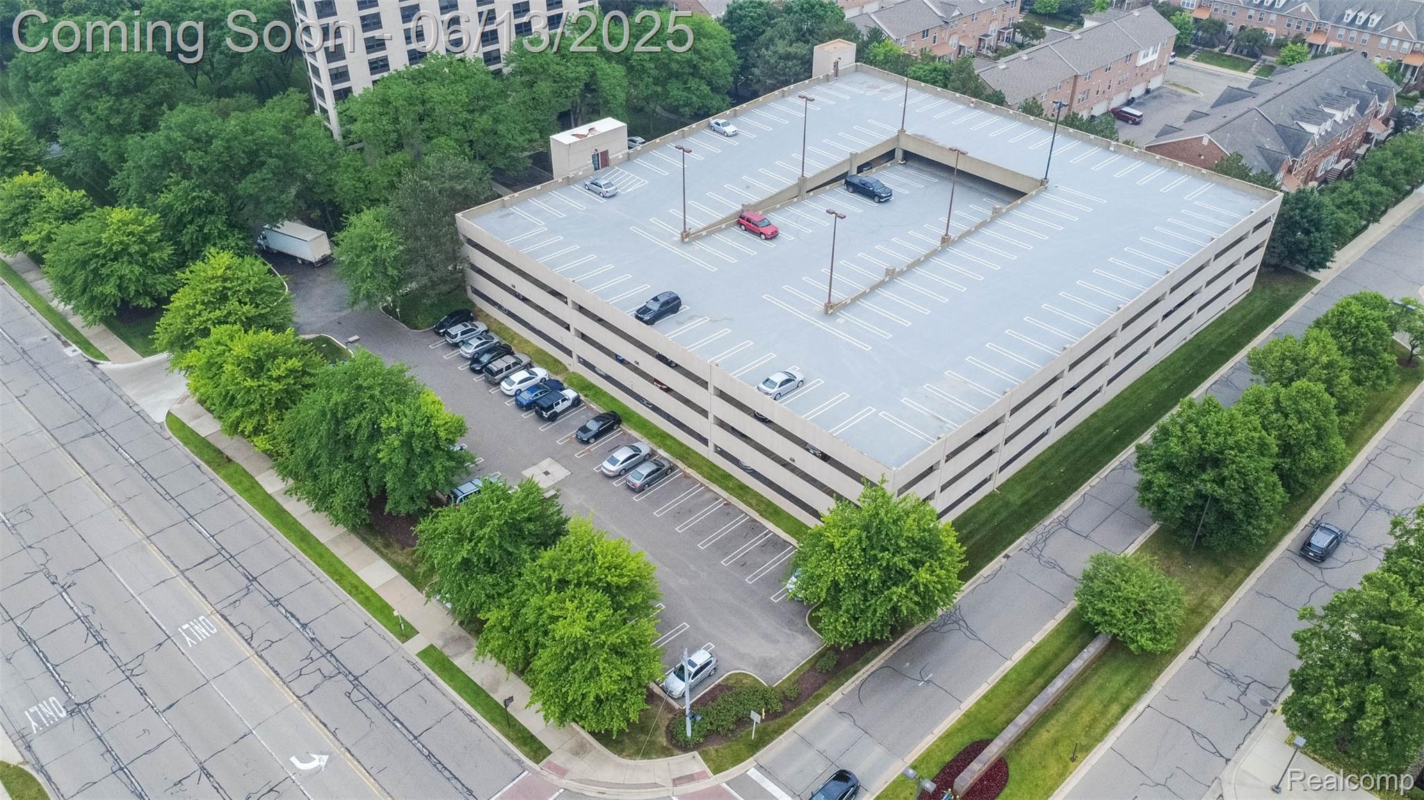 5000 Town Center 2203