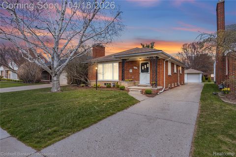 1544 Dorthen Avenue Grosse Pointe Woods City MI 48236