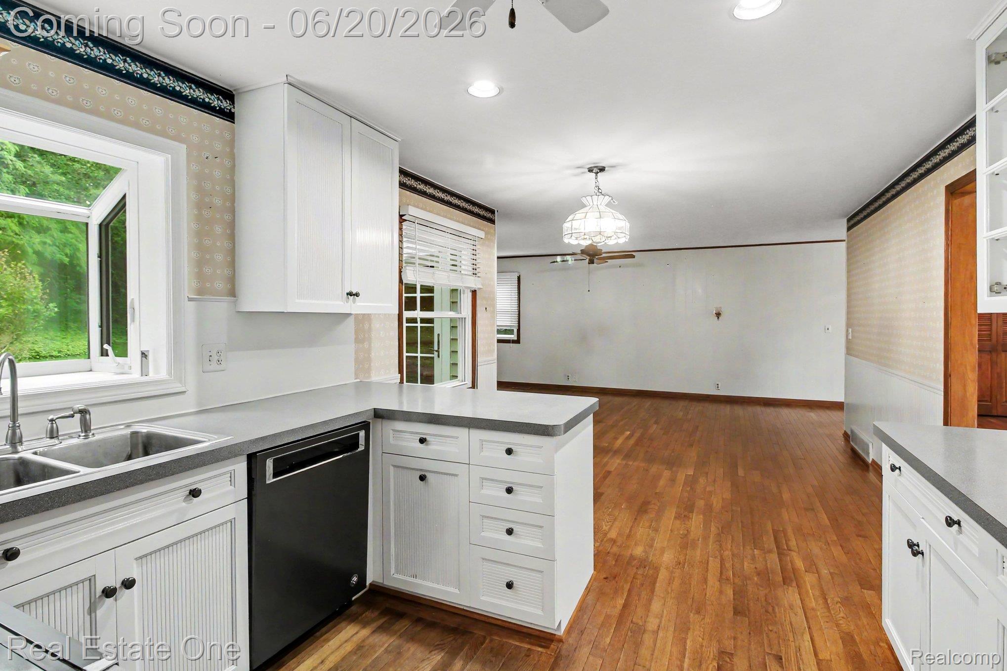 6440 Grand Circle Drive