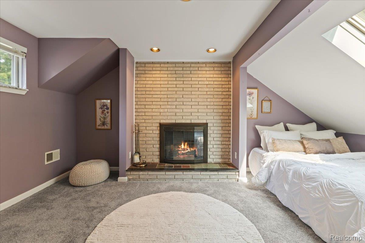 Independence Charter Township, Michigan 48348, United States, 3 Bedrooms Bedrooms, ,3 BathroomsBathrooms,Residential,Contingent,185425